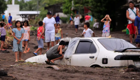 Sube a 110 el balance de muertos de tormenta tropical en Filipinas