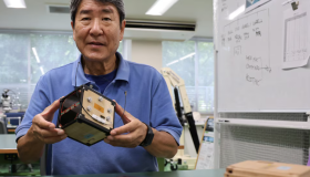 Lanzaron al espacio el primer satélite hecho de madera 