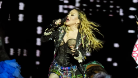 Madonna desató gran polémica en redes por sus fotografías junto al Papa Francisco hechas con IA