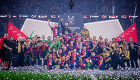 El Barcelona rompe su sequía de títulos desde 2023 y suma quince Supercopas 