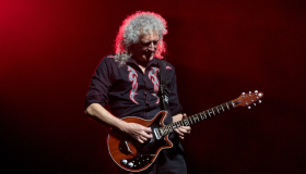 Brian May abre la posibilidad de nueva música de Queen