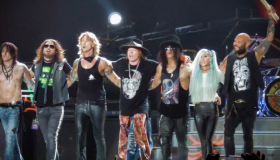 Tras casi 20 años: Integrante de Guns N' Roses renuncia a semanas de iniciar gira mundial 