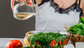 Los beneficios del vinagre blanco para la salud 