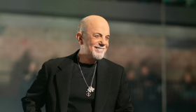 El documental 'Billy Joel: And So It Goes' se estrenará en el Festival de Tribeca 2025 