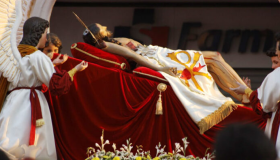 Qué significa La Procesión del Santo Entierro de Cristo