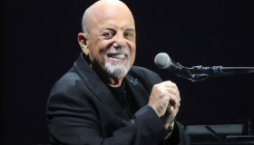 HBO Max rinde homenaje a Billy Joel con el conmovedor documental ‘And So It Goes 