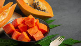 Papaya en ayunas: ¿mito o hábito saludable? 