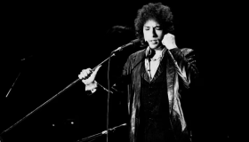 Bob Dylan, a los 84 años, lanza su nuevo álbum y abre un capítulo musical renovado 