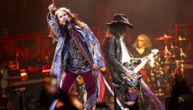 Aerosmith celebra medio siglo de Walk This Way, el himno que rompió barreras entre rock y rap 