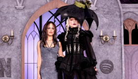 Lady Gaga anuncia su nuevo sencillo The Dead Dance, creado para la segunda temporada de Merlina 