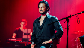 Beto Cuevas: 58 años de historia, música y legado en el pop-rock latino 