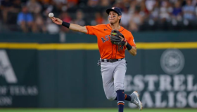 Mauricio Dubón nominado por tercer año consecutivo al Guante de Oro en la MLB 