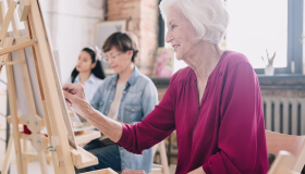 Estudio vincula la pérdida ósea en mujeres con la salud cardíaca 