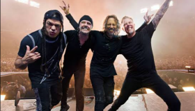 Víctimas de los sismos en Venezuela recibirán apoyo de Metallica