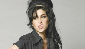 El álbum que consagró a Amy Winehouse celebra dos décadas 