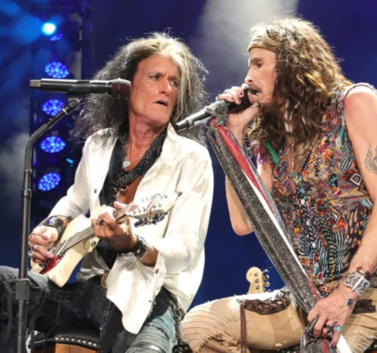 Tras haberle dicho adiós a Aerosmith, Steven Tyler regresó a los escenarios para un concierto benéfico 
