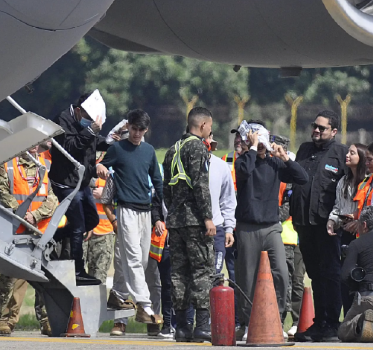 Honduras recibe 163 migrantes irregulares deportados por EEUU y suman ya 2.790 en 2025