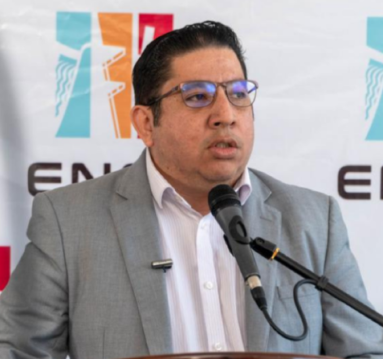 Restablecido el servicio eléctrico en más del 80 % a nivel nacional, asegura ministro Erick Tejada
