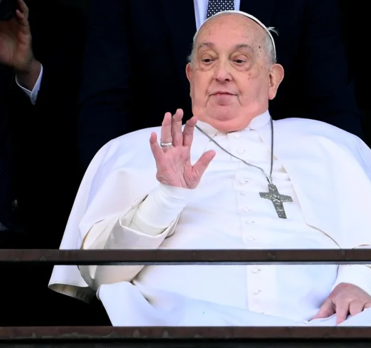 ¿Qué es un ictus cerebral como el que causó la muerte del papa Francisco? 