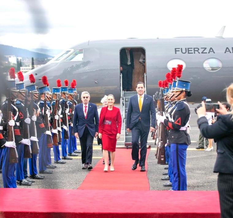 Sheinbaum convoca en la CELAC a una cumbre económica en medio de la guerra arancelaria 