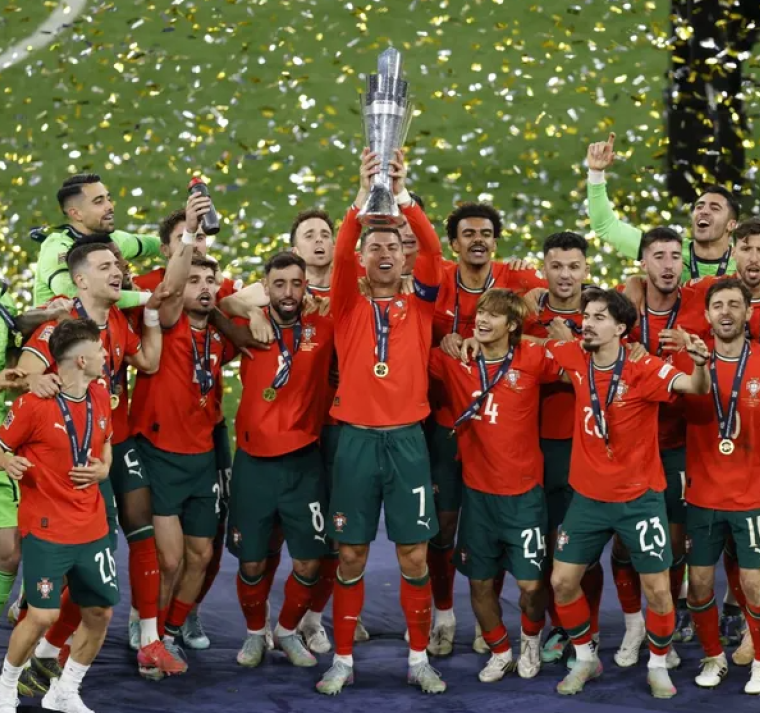 Portugal detiene el impulso triunfal de España en una final decidida por penaltis 