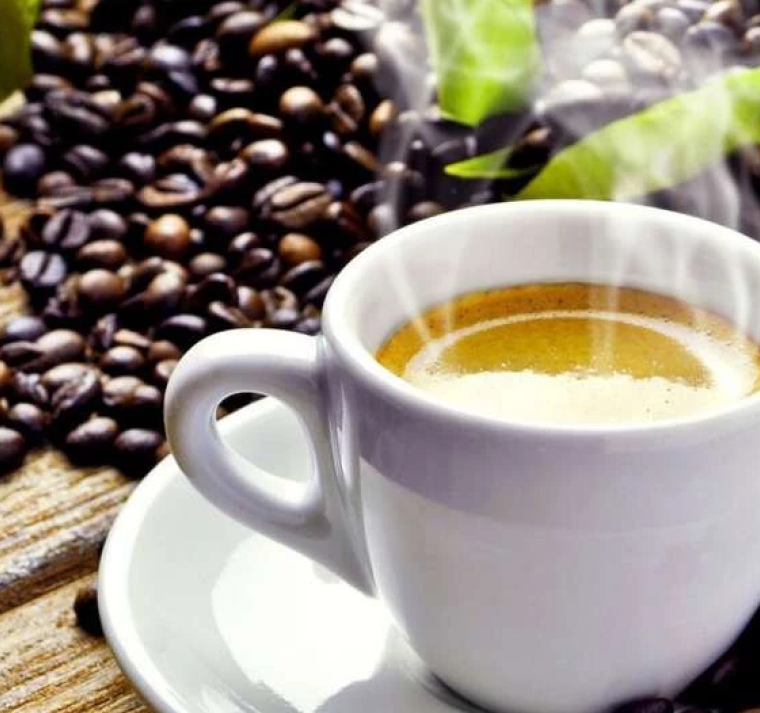 Cuidado con la cafeína: 10 efectos del consumo excesivo de café 