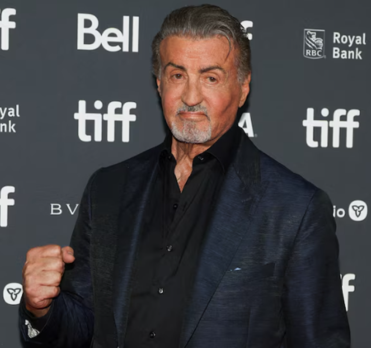 Stallone quiere reinventar a Rambo con una precuela creada con inteligencia artificial 