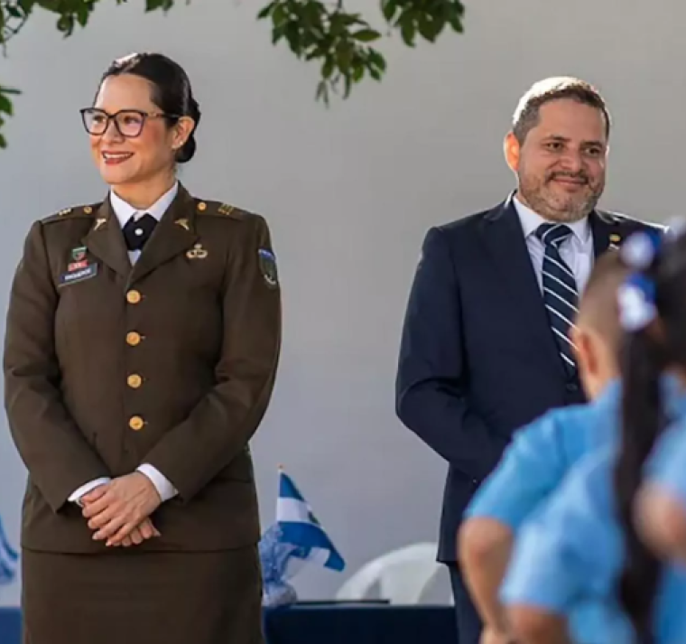 El Salvador veta términos sobre género, inclusión y sostenibilidad en materiales educativos