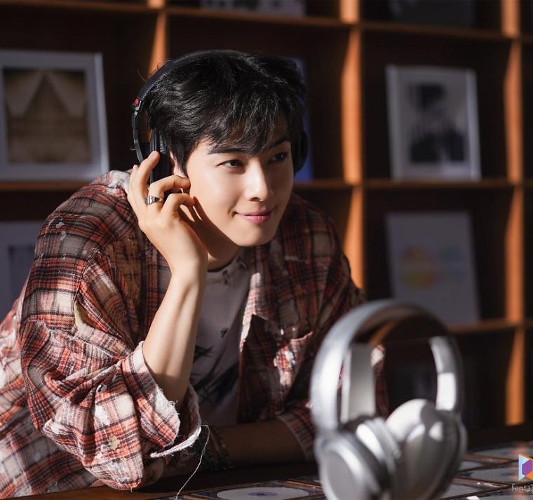 Cha Eun Woo de ASTRO conquista iTunes global con “ELSE” y “SATURDAY PREACHER” 